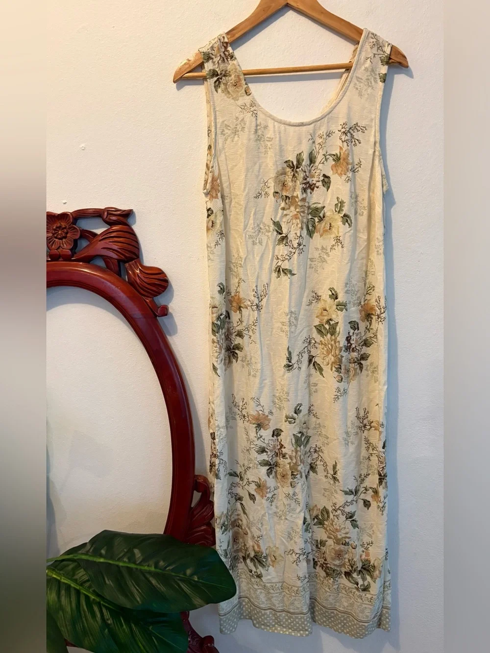 Women’s Vintage Floral Cream Sleeveless Lightweight Maxi Dress
